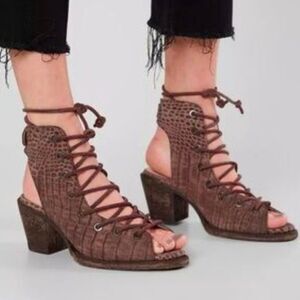 Miss Macie Goodness Gracious Western Brown Leather Lace-Up Heel Sandal Booties 7